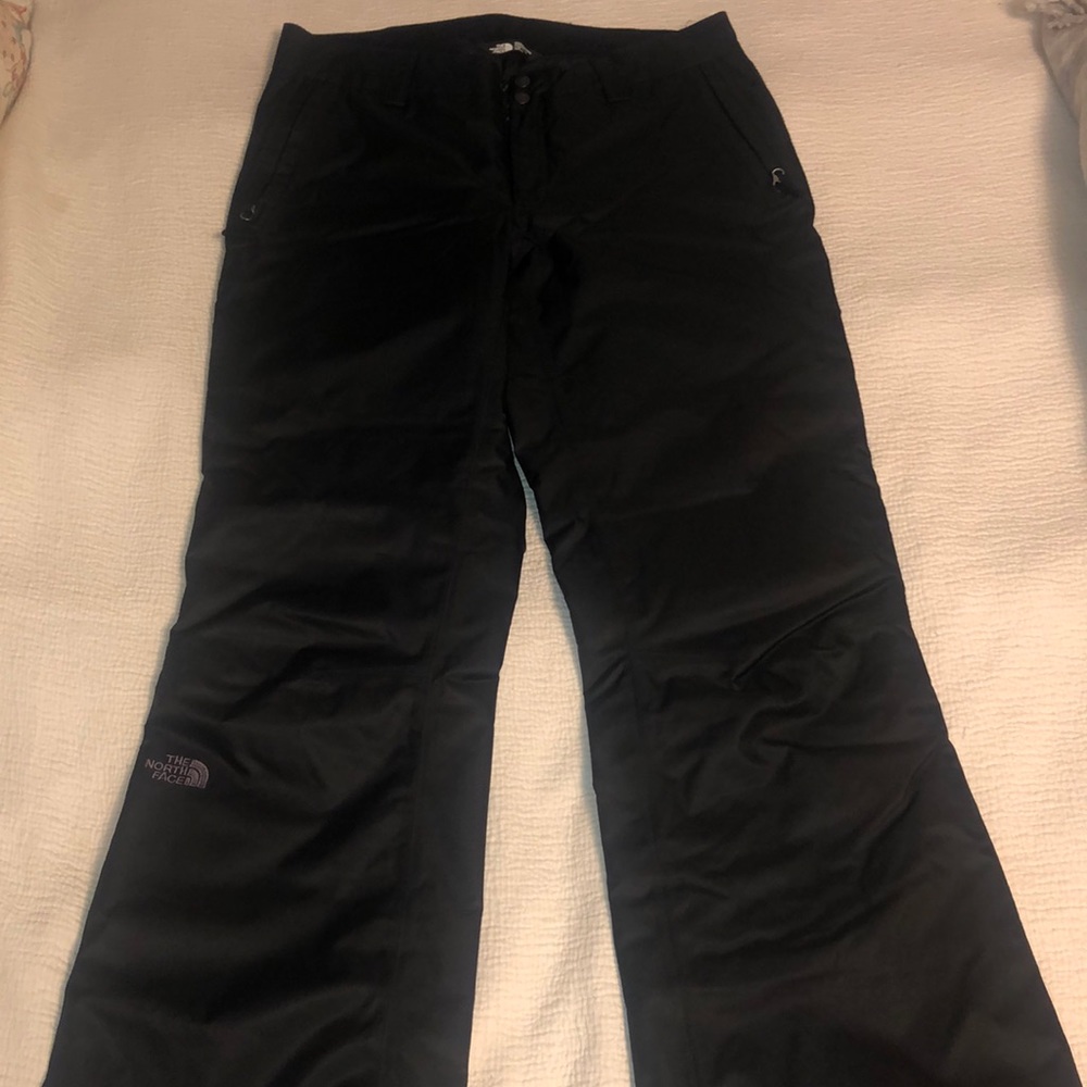 Black North Face snow/ski pants